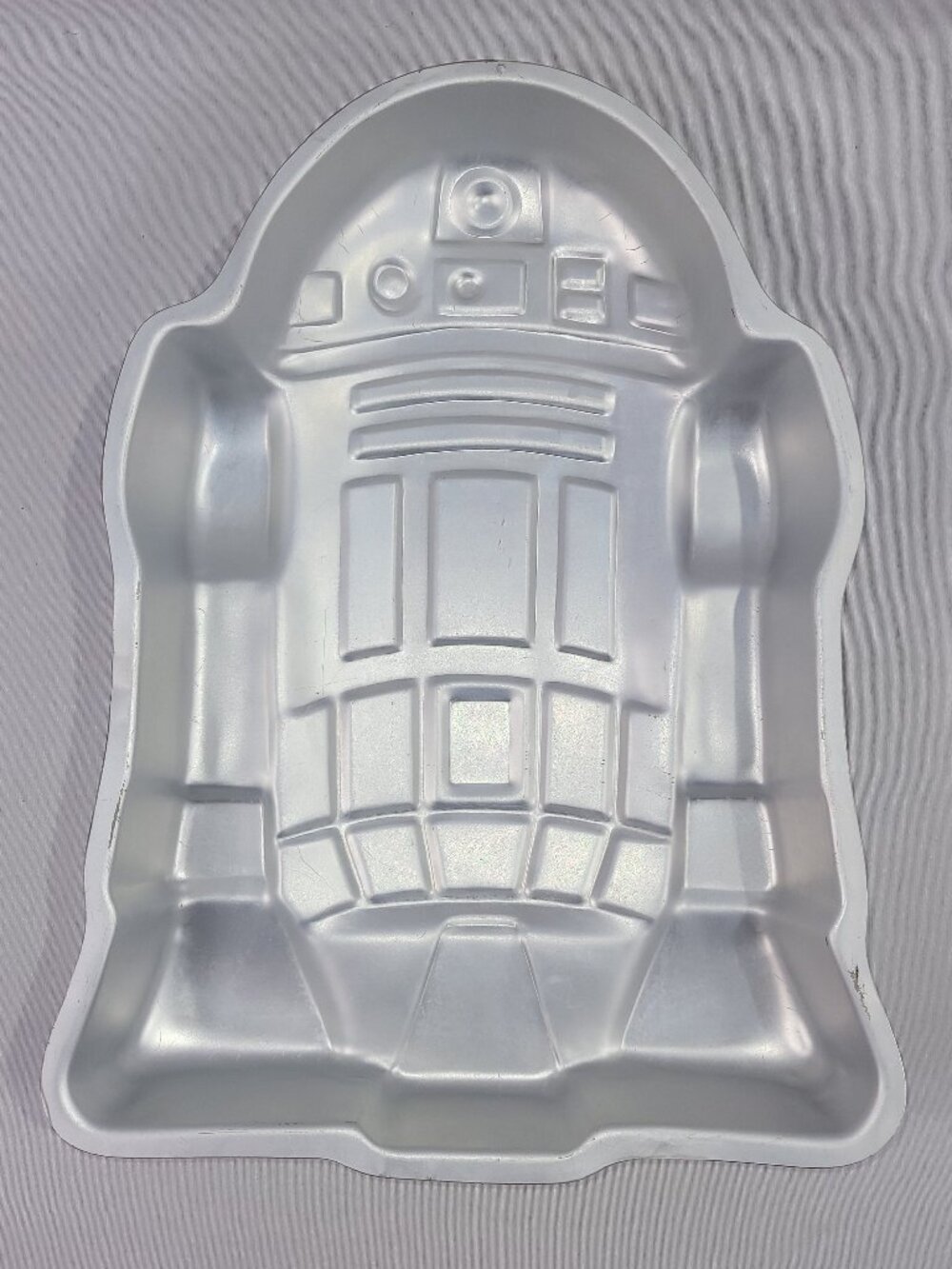 Star Wars R2-D2 Vintage 1980 Aluminum Cake Pan 502-1425 by Wilton